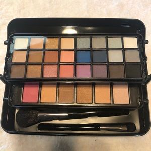 NEW compact, never used